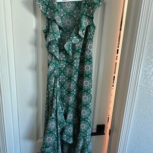 Max Studio Green Floral Medallion Dress